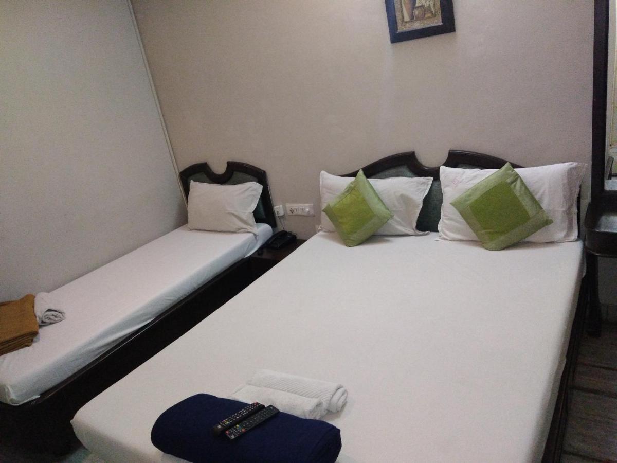 Grand Tower Chennai Hotel Bagian luar foto
